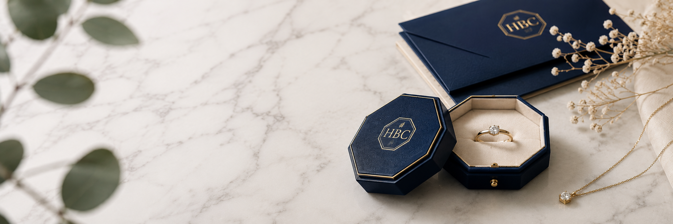 HBCのジュエリーボックスとリング
